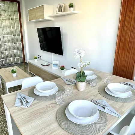 Apartbeach El Carrilet Centrico Y Luminoso